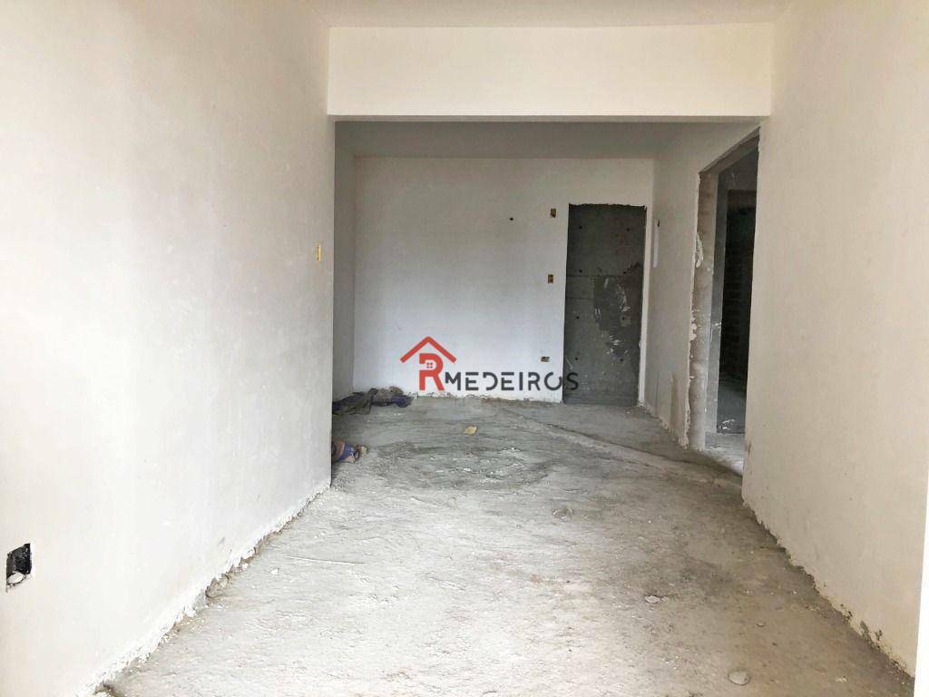 Apartamento à venda com 3 quartos, 127m² - Foto 2