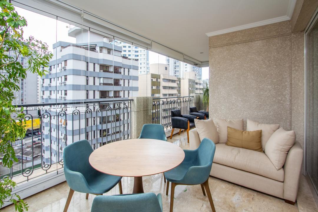 Apartamento à venda com 4 quartos, 277m² - Foto 2