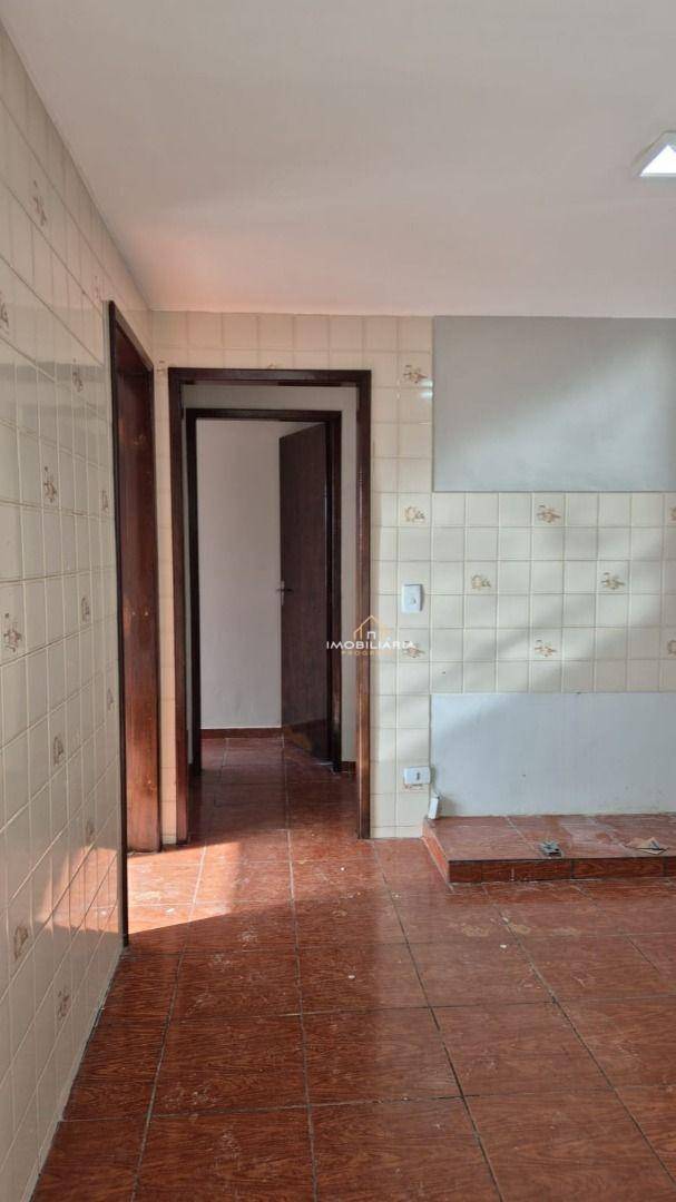 Casa à venda e aluguel com 3 quartos, 120m² - Foto 5