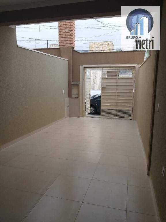 Sobrado à venda com 3 quartos, 140m² - Foto 2