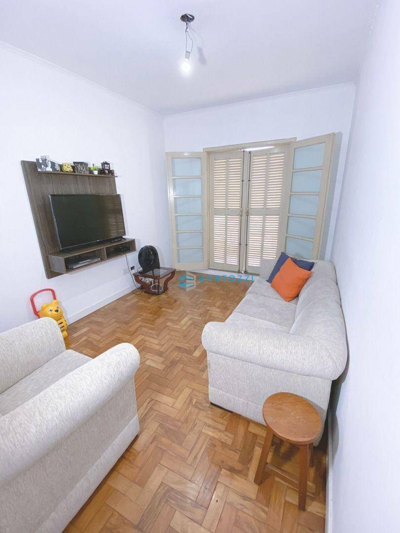 Sobrado à venda com 4 quartos, 270m² - Foto 8