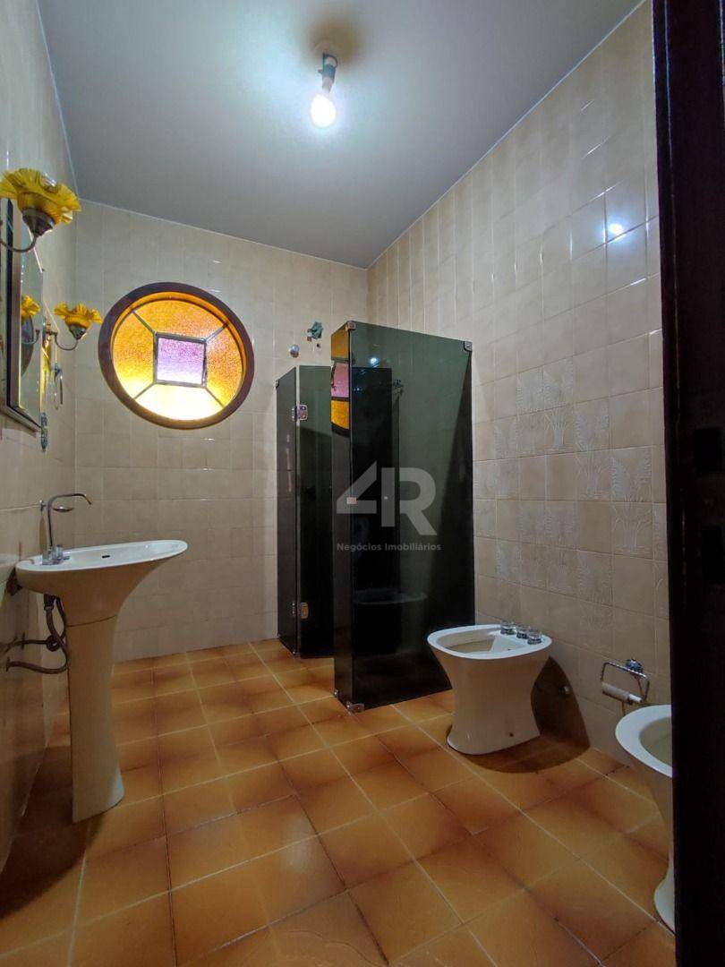 Casa à venda com 3 quartos, 323m² - Foto 36