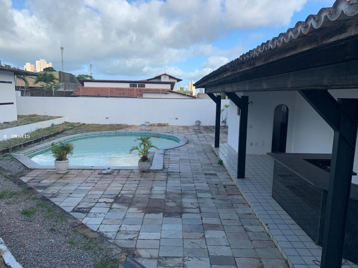 Casa para alugar com 4 quartos, 600m² - Foto 4