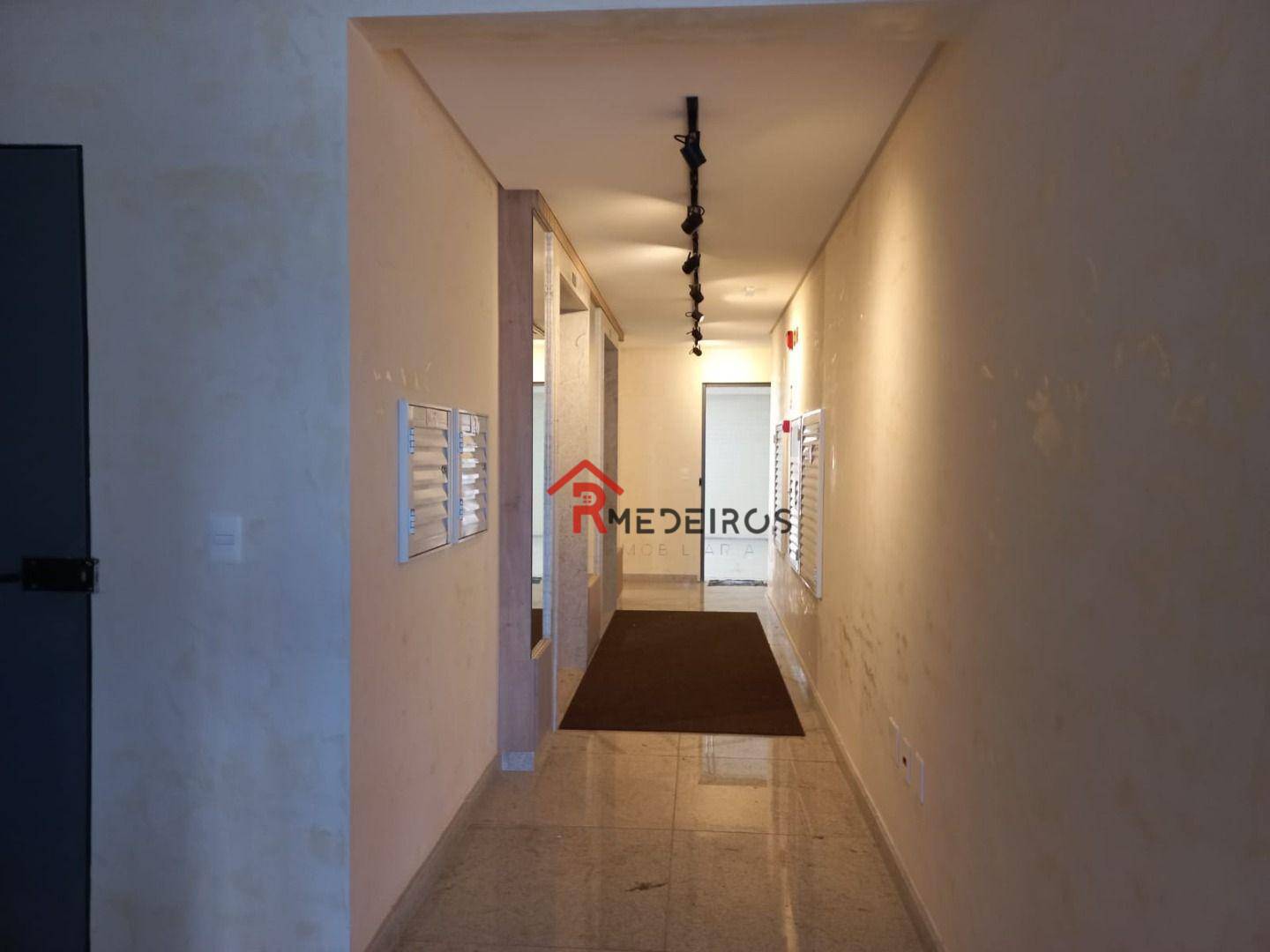 Apartamento à venda com 2 quartos, 77m² - Foto 27