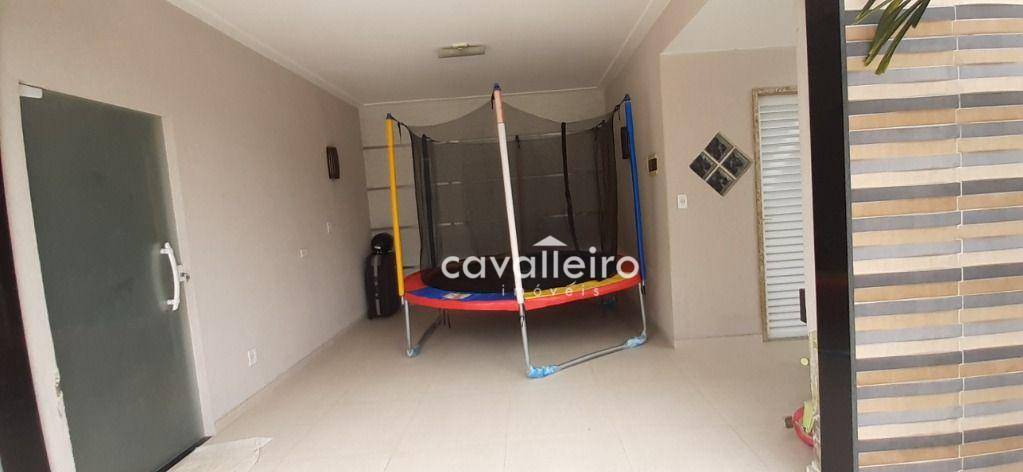 Casa de Condomínio à venda com 4 quartos, 180m² - Foto 36