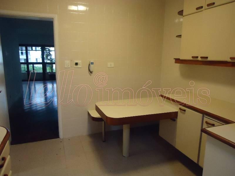 Apartamento para alugar com 3 quartos, 160m² - Foto 24