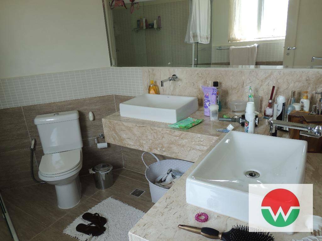 Casa de Condomínio para alugar com 5 quartos, 290m² - Foto 23