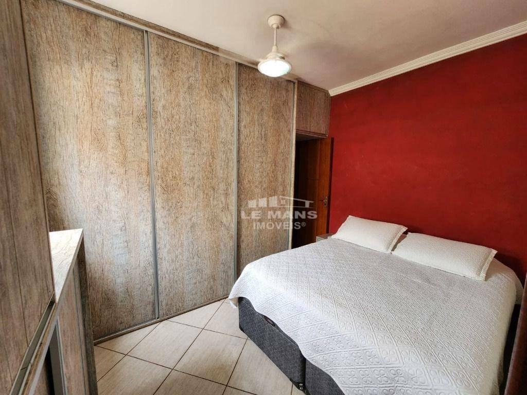 Casa à venda com 3 quartos, 122m² - Foto 4