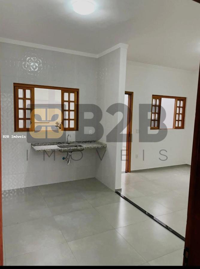 Casa à venda com 3 quartos, 118m² - Foto 3