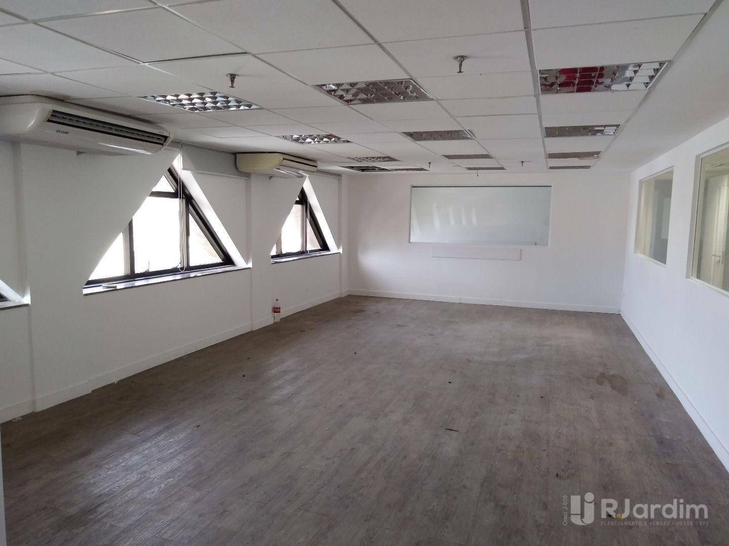 Conjunto Comercial-Sala para alugar, 276m² - Foto 1