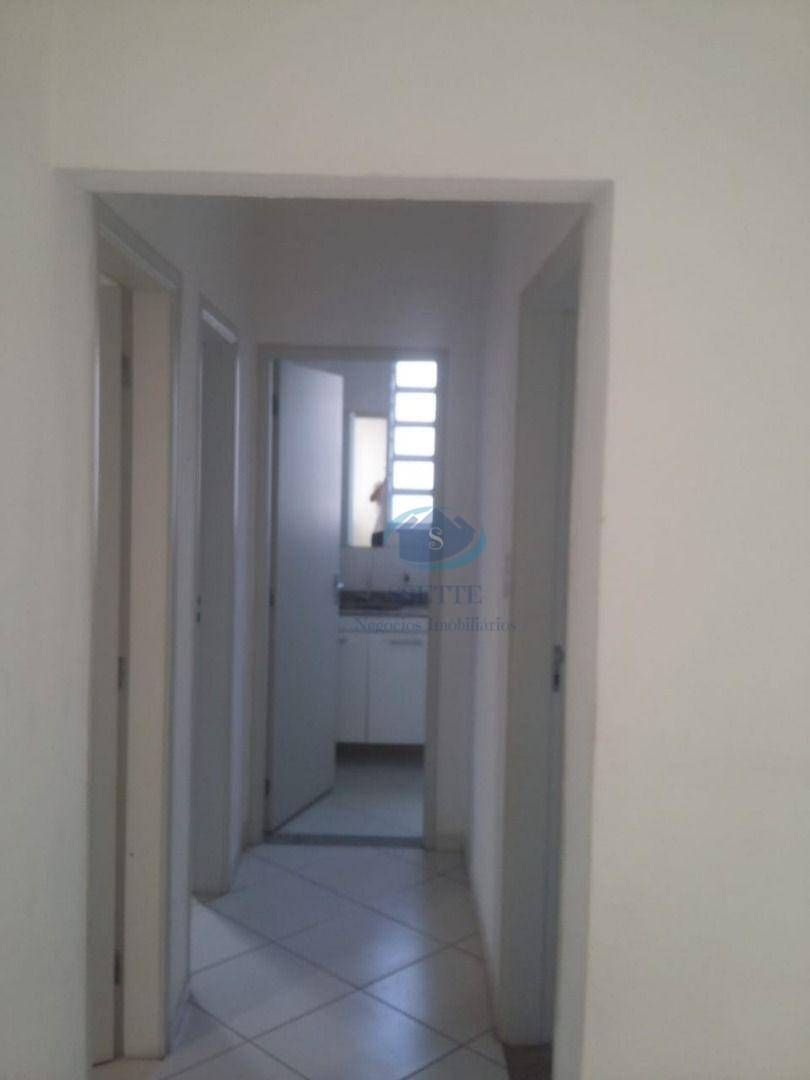 Apartamento à venda com 2 quartos, 70m² - Foto 6