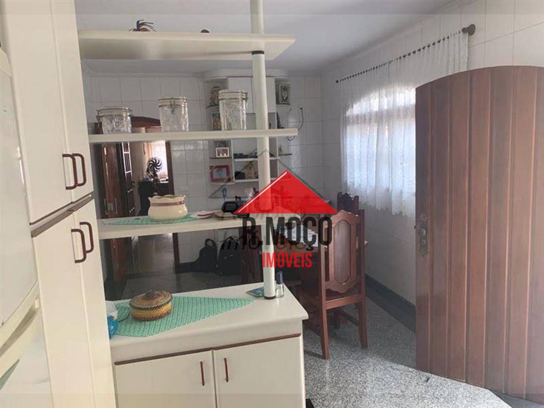 Sobrado à venda com 3 quartos, 262m² - Foto 10