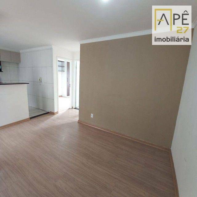 Apartamento à venda com 2 quartos, 42m² - Foto 2