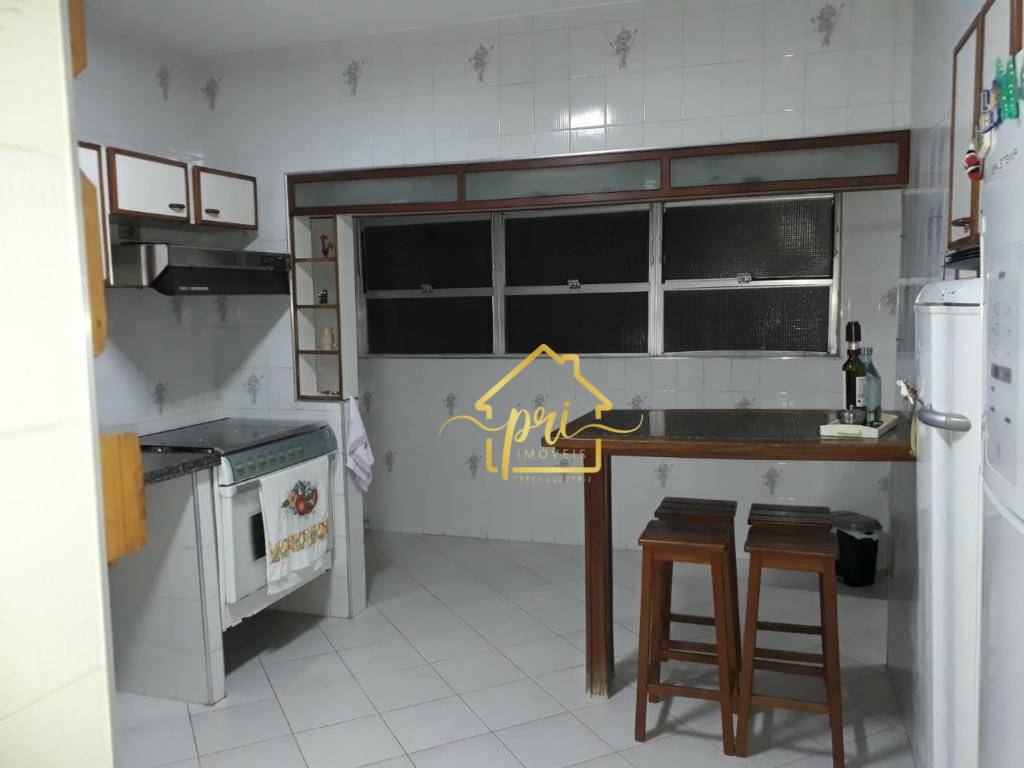 Apartamento à venda com 3 quartos, 200m² - Foto 25