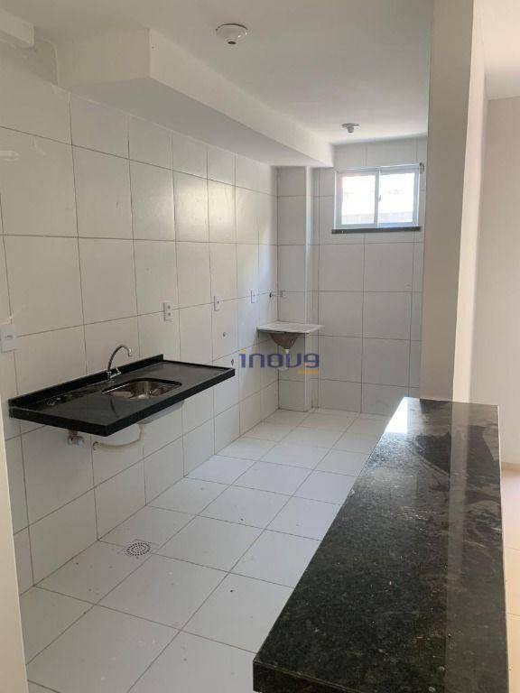 Apartamento à venda com 2 quartos, 63m² - Foto 8