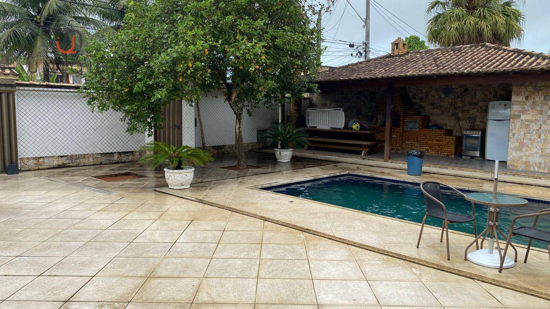 Casa à venda com 3 quartos, 250m² - Foto 9