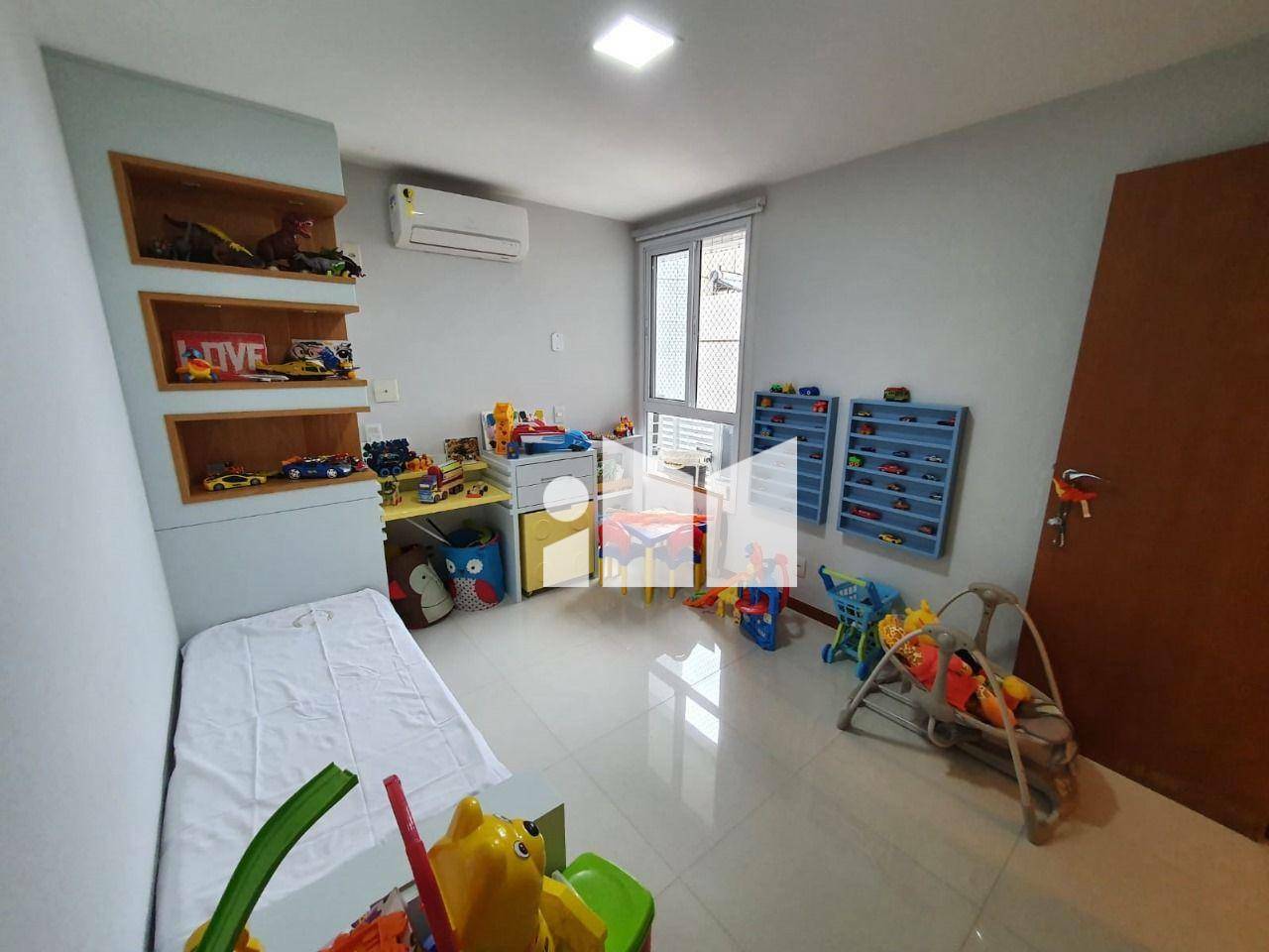 Apartamento à venda com 4 quartos, 160m² - Foto 13