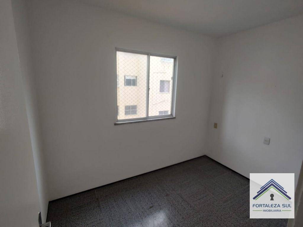 Apartamento à venda com 3 quartos, 82m² - Foto 17