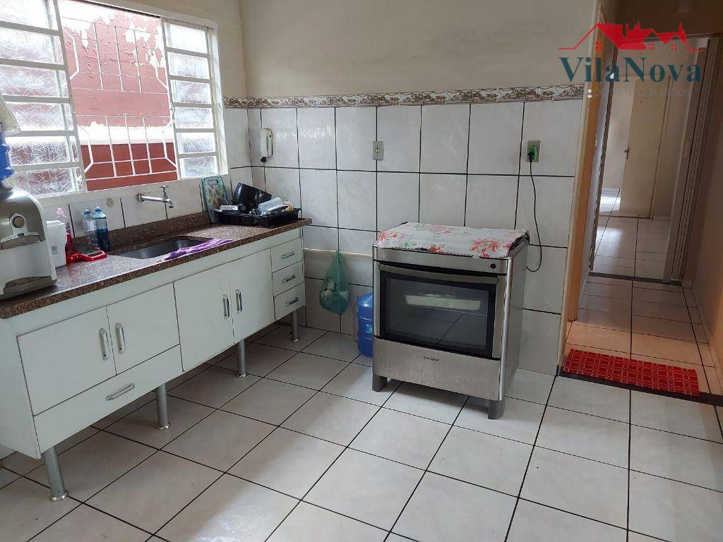 Casa à venda com 3 quartos, 190m² - Foto 12