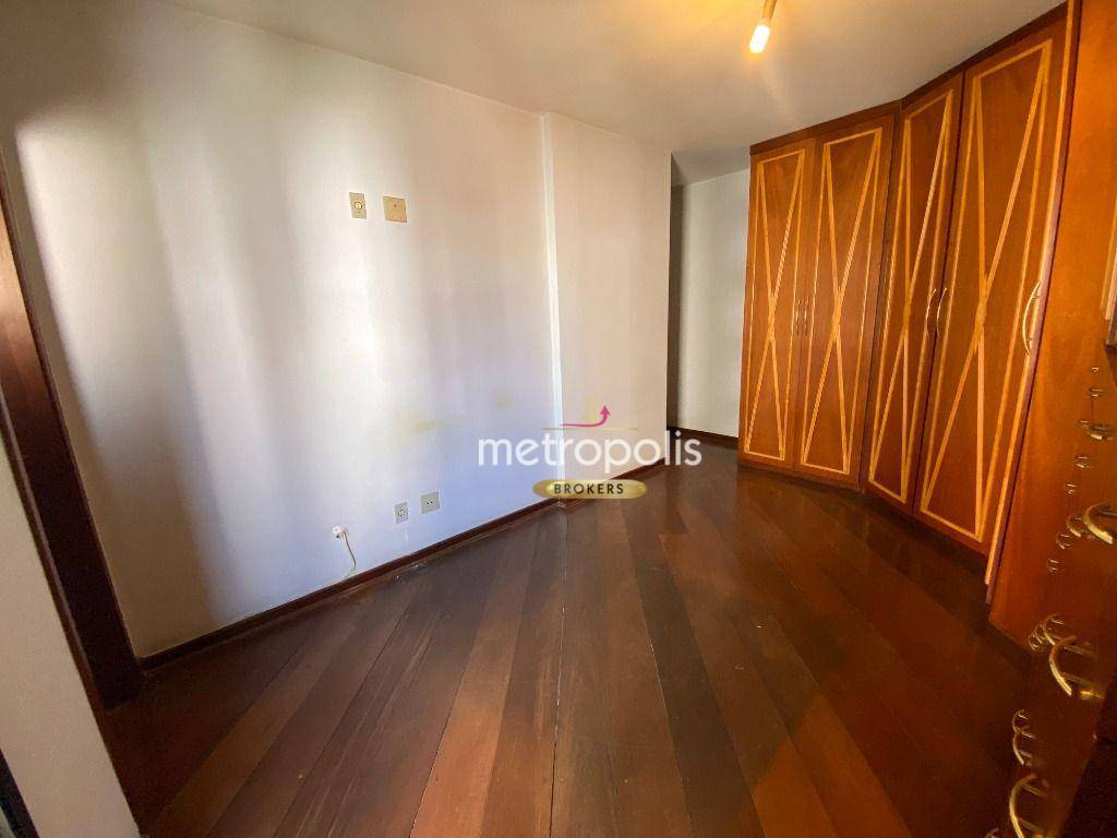 Apartamento à venda com 4 quartos, 206m² - Foto 35