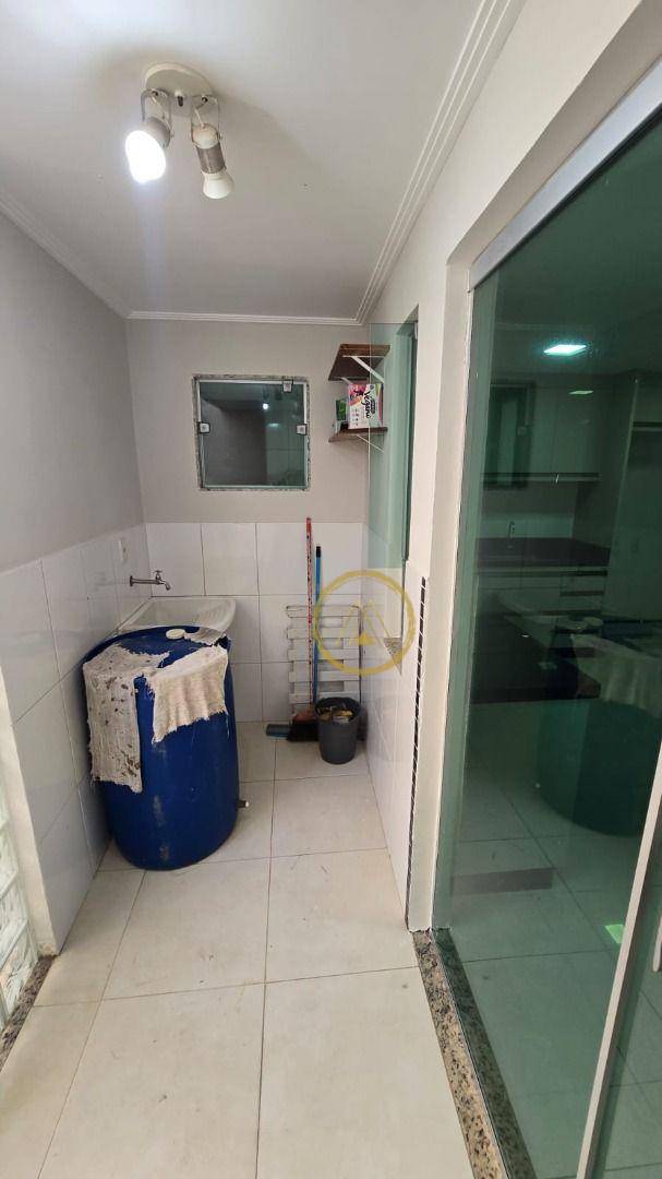 Casa à venda com 4 quartos, 170m² - Foto 18