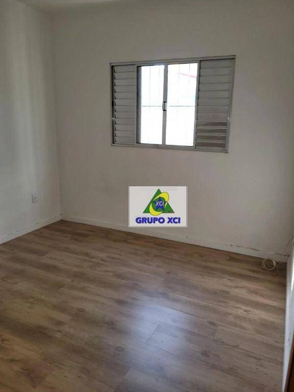 Casa de Condomínio à venda e aluguel com 3 quartos, 335m² - Foto 17