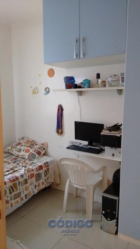 Casa à venda com 4 quartos, 120m² - Foto 15