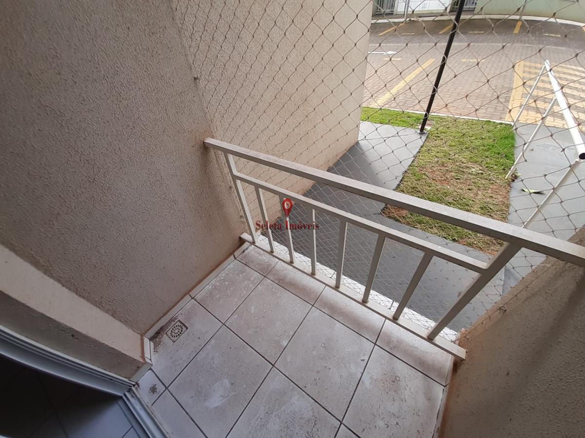 Apartamento à venda com 2 quartos, 48m² - Foto 4