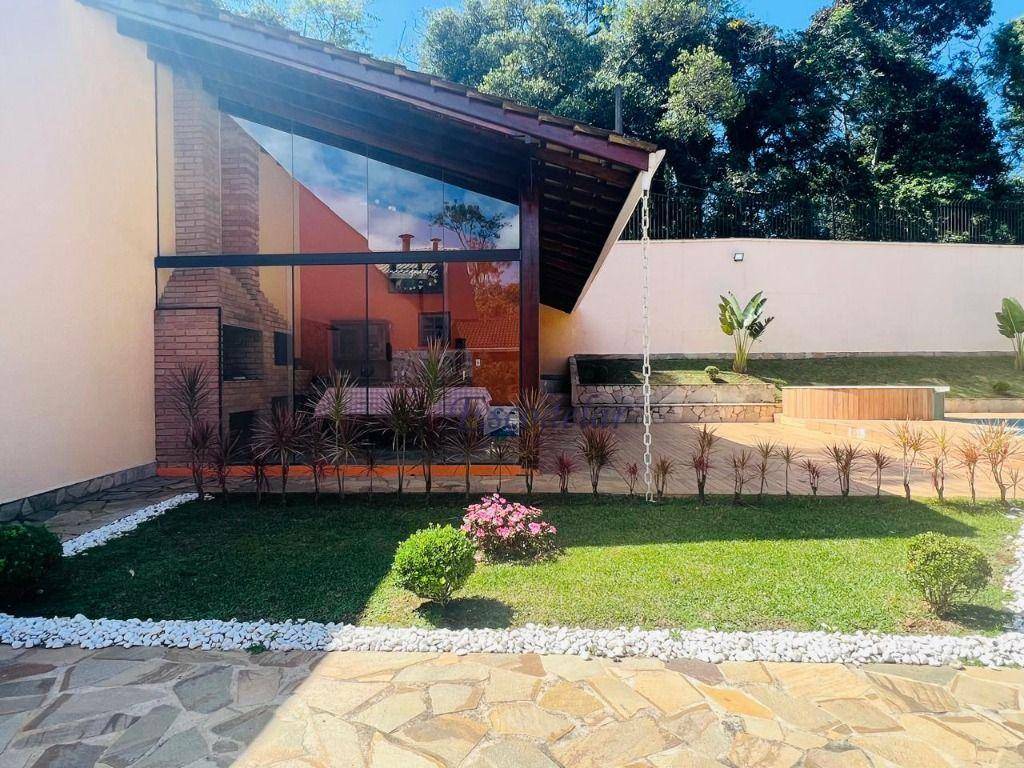 Casa de Condomínio à venda com 4 quartos, 420m² - Foto 47