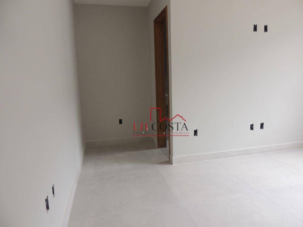 Casa à venda com 3 quartos, 146m² - Foto 13