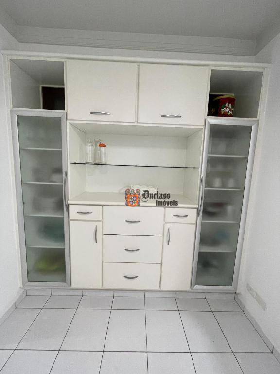 Apartamento à venda com 3 quartos, 168m² - Foto 8