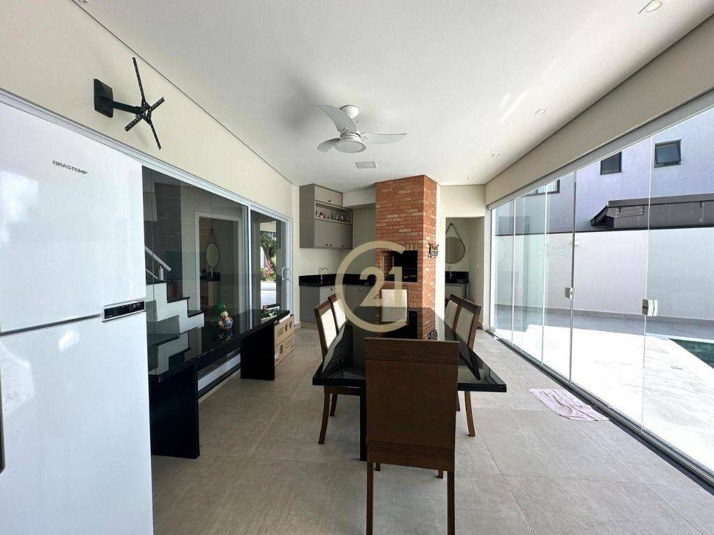 Casa de Condomínio para alugar com 4 quartos, 295m² - Foto 7