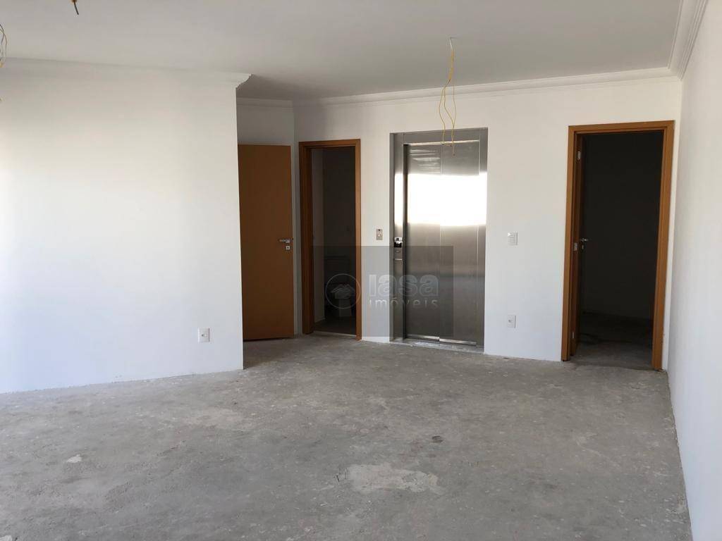 Apartamento à venda com 3 quartos, 165m² - Foto 6