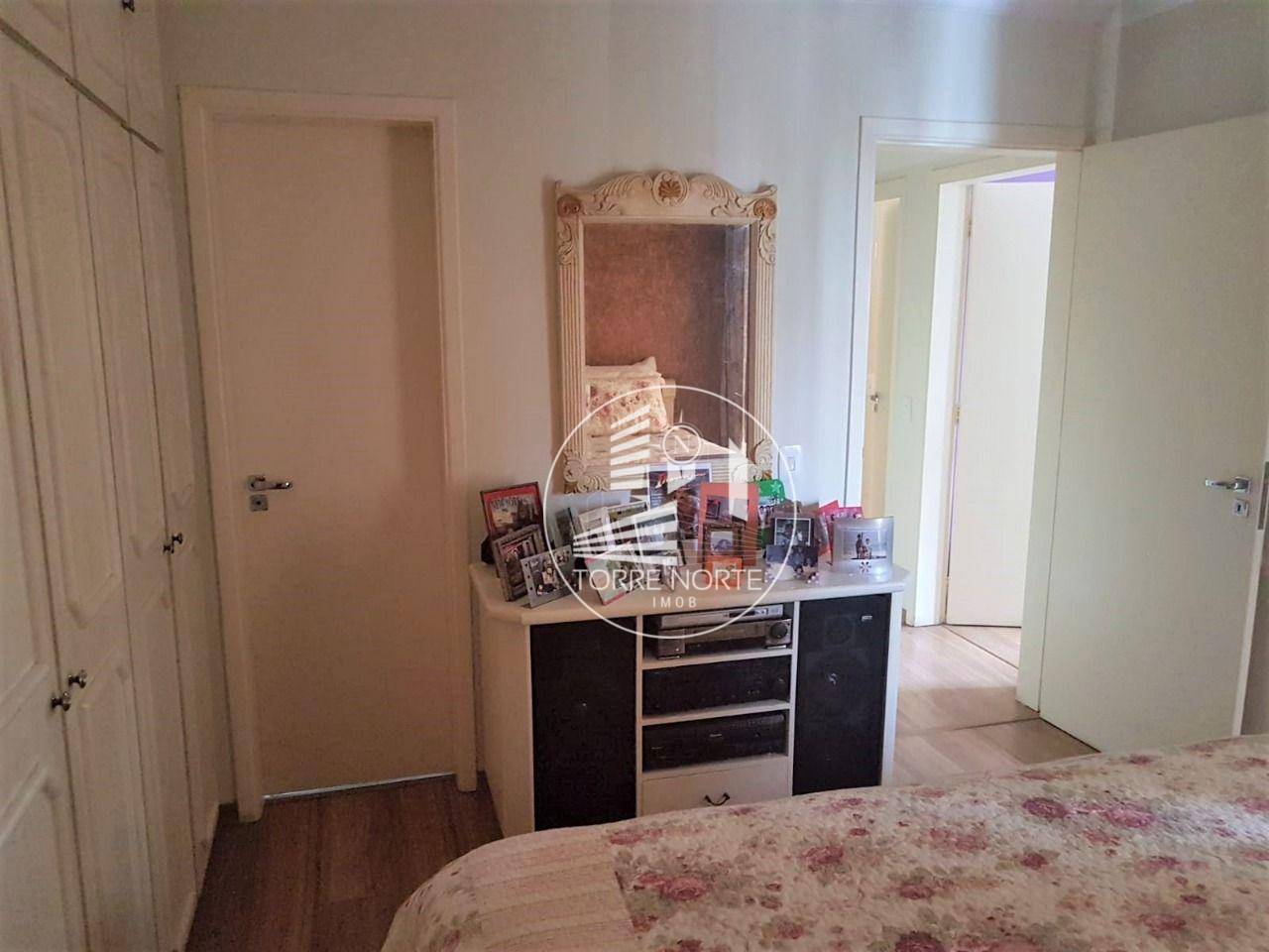 Apartamento à venda com 3 quartos, 144m² - Foto 14