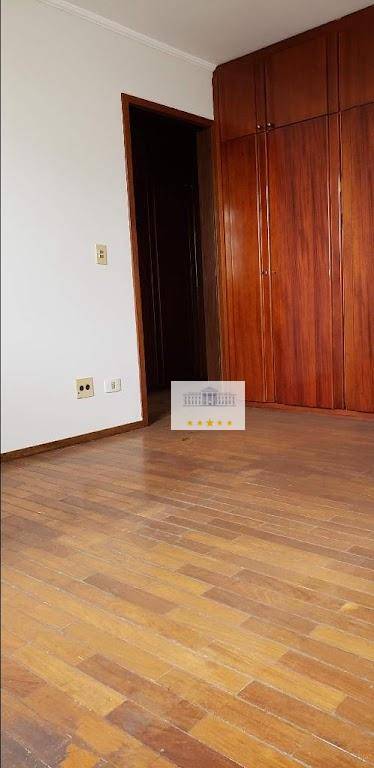 Apartamento à venda com 3 quartos, 165m² - Foto 16