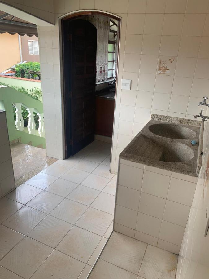 Casa para alugar com 3 quartos, 250m² - Foto 11