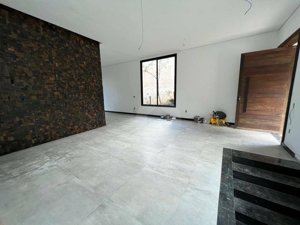 Casa à venda com 3 quartos, 300m² - Foto 11