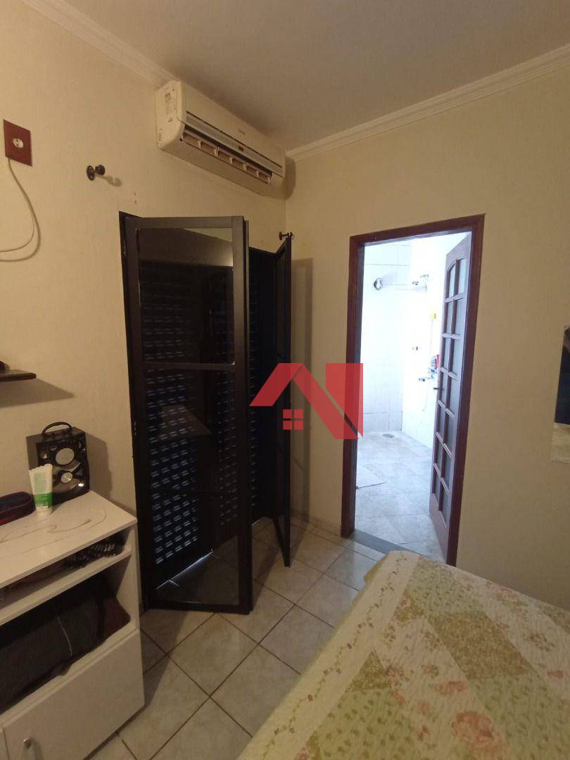 Casa à venda com 3 quartos, 280m² - Foto 7