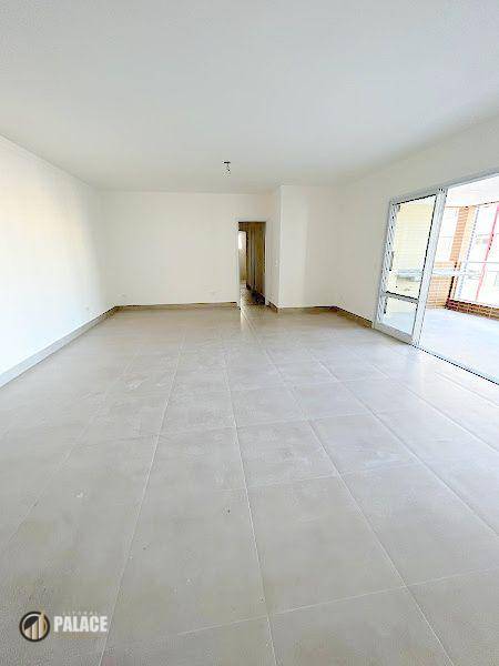 Apartamento à venda com 3 quartos, 143m² - Foto 2