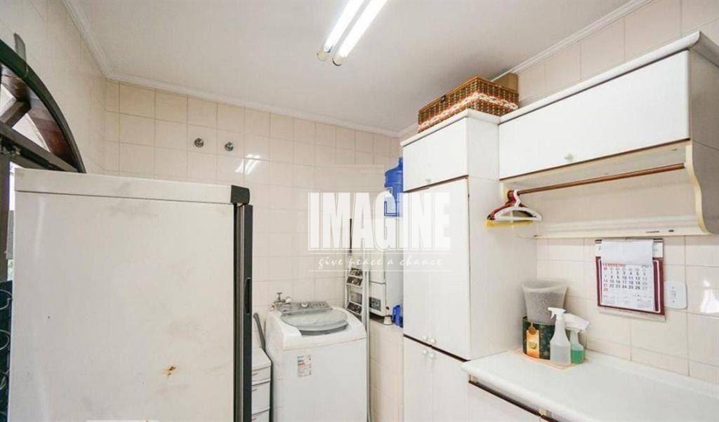 Sobrado à venda com 3 quartos, 210m² - Foto 11