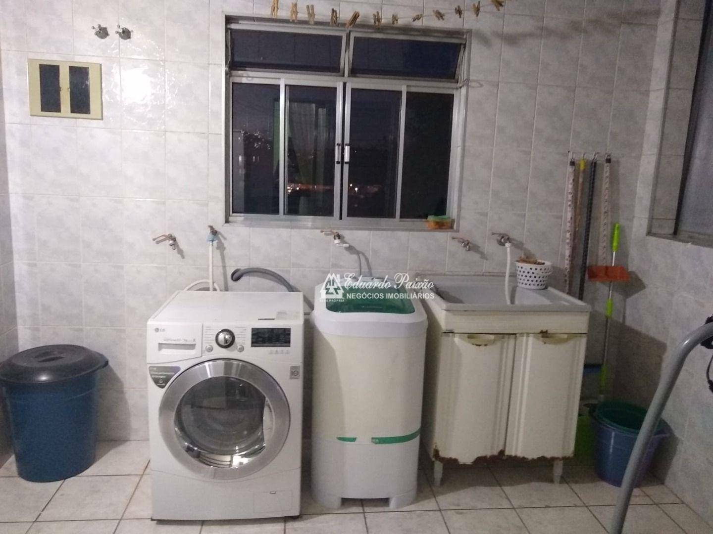 Sobrado à venda com 3 quartos, 210m² - Foto 41