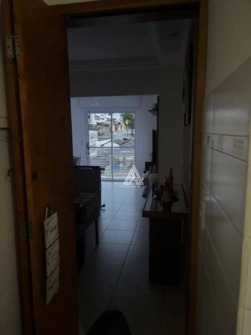 Apartamento à venda com 2 quartos, 64m² - Foto 12