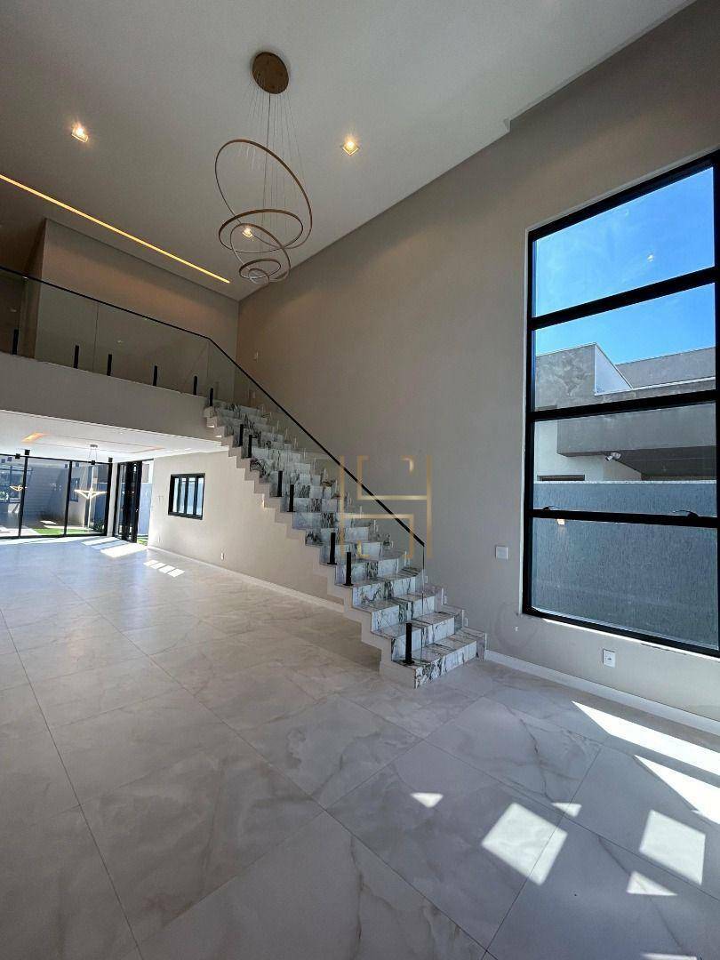 Casa de Condomínio à venda com 4 quartos, 330m² - Foto 11