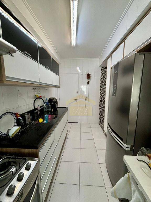 Apartamento à venda com 2 quartos, 83m² - Foto 22