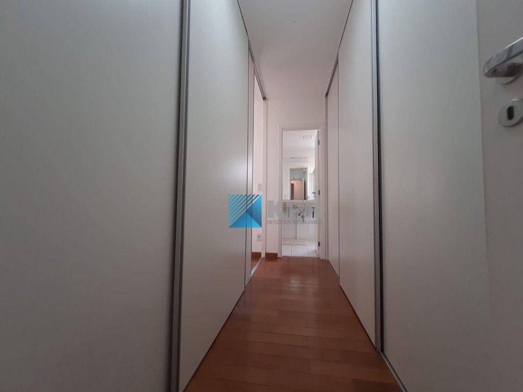 Apartamento à venda com 3 quartos, 194m² - Foto 10