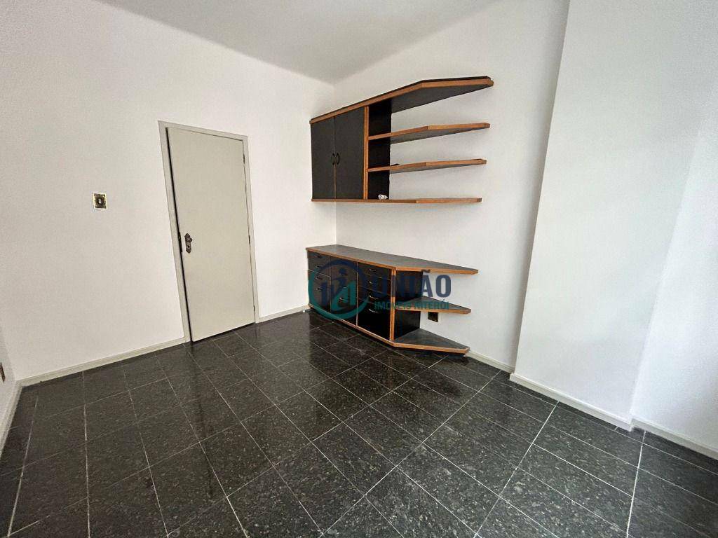 Apartamento à venda com 3 quartos, 110m² - Foto 3