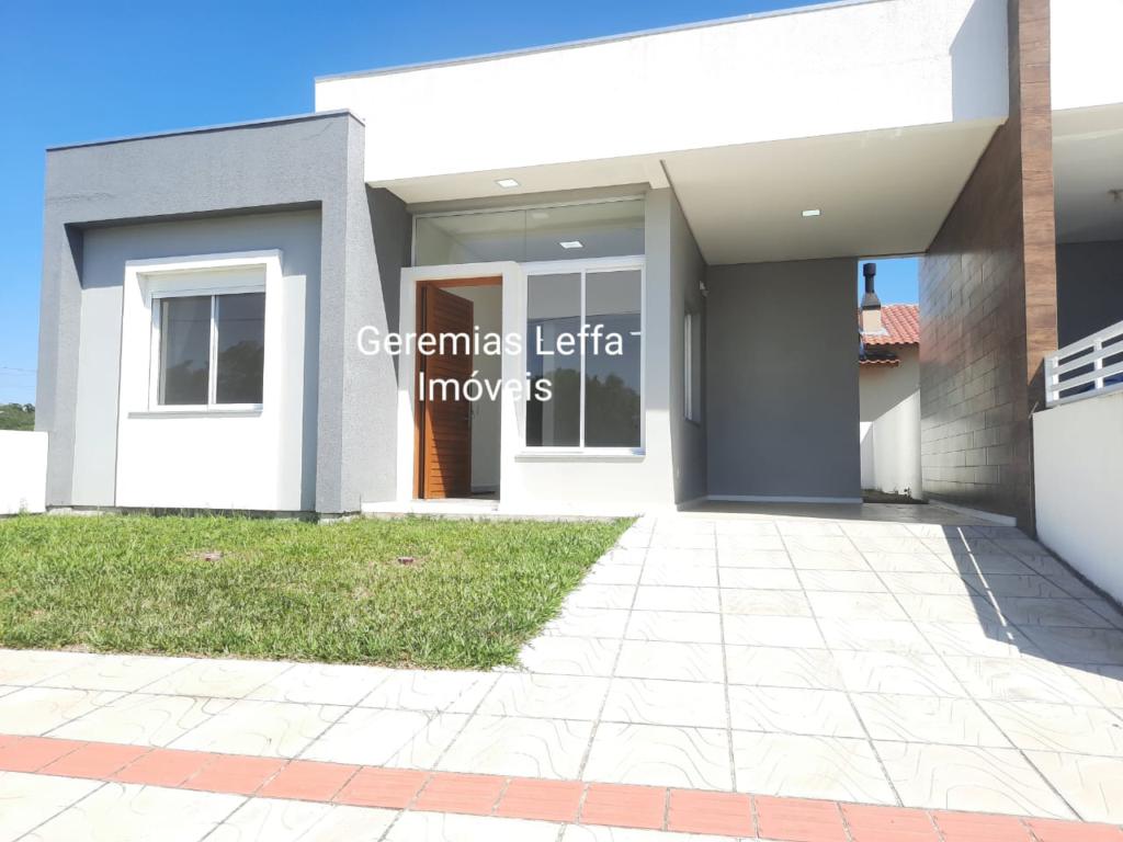 Casa à venda com 3 quartos, 91m² - Foto 1