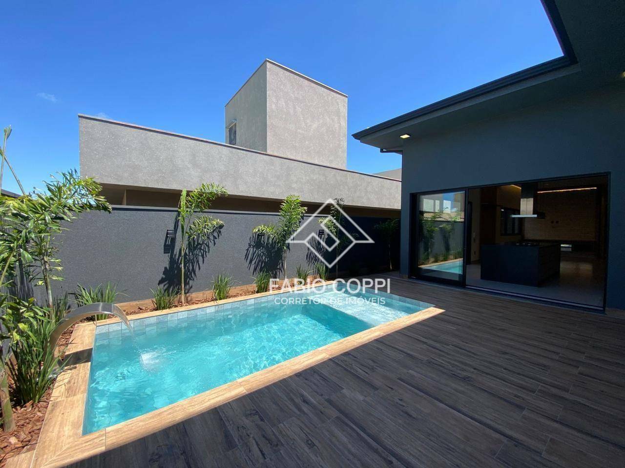 Casa de Condomínio à venda com 4 quartos, 220m² - Foto 1