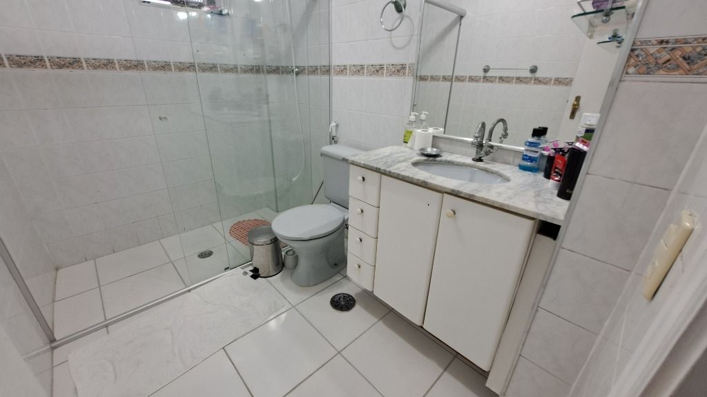 Apartamento à venda com 3 quartos, 118m² - Foto 12