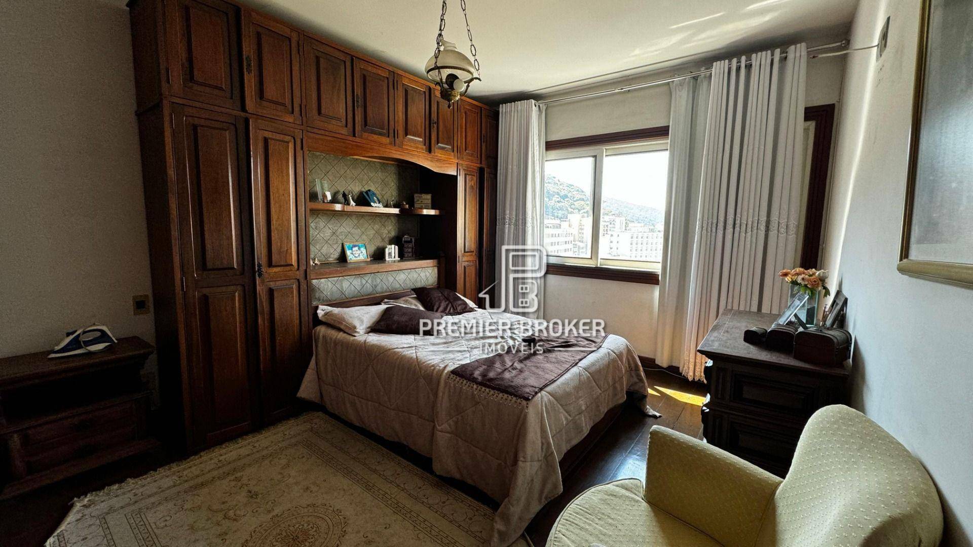 Apartamento à venda com 4 quartos, 187m² - Foto 12